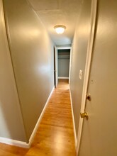 1862 Beacon St in Brookline, MA - Foto de edificio - Building Photo