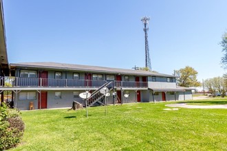 Alabama Gardens in Beaumont, TX - Building Photo - Building Photo