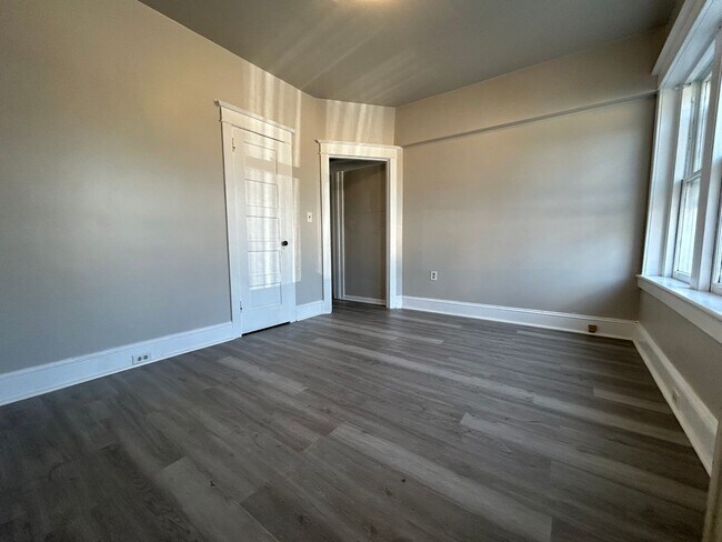 912 S 7th St-Unit -Unit 1 in Allentown, PA - Building Photo - Building Photo