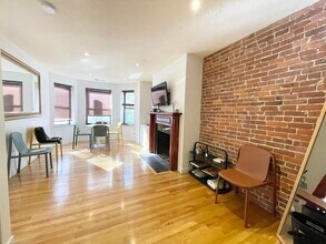 73 Gainsborough St in Boston, MA - Building Photo - Building Photo
