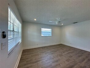 108 NW 1st St in Hallandale Beach, FL - Building Photo - Building Photo