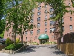 55 Halley St in Yonkers, NY - Building Photo - Lobby