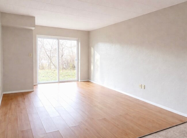 Pine View Apartments