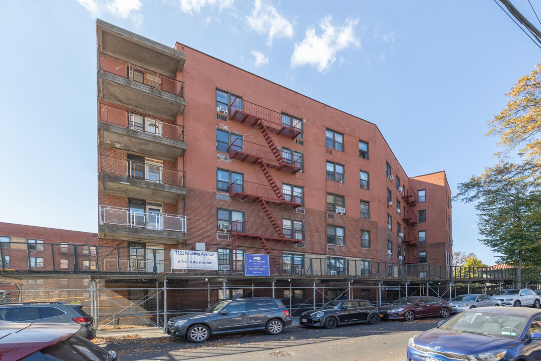 2121 Paulding Ave in Bronx, NY - Building Photo