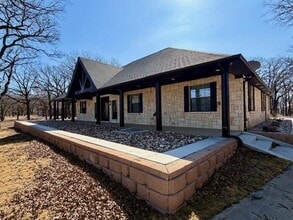 218 River Oaks in Combine, TX - Building Photo - Building Photo