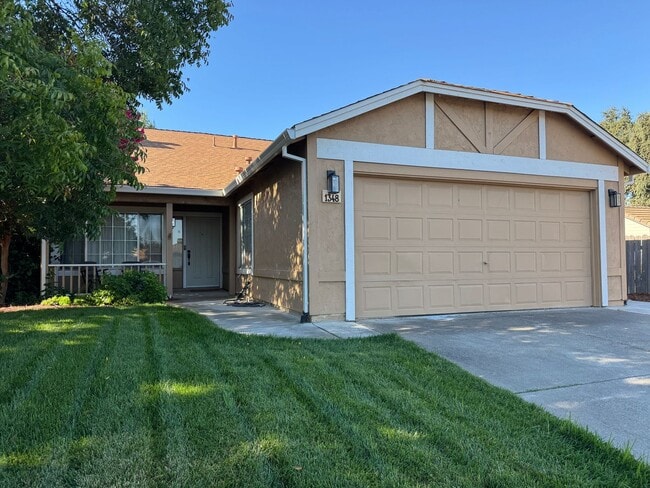 property at 1348 E Gum Ave
