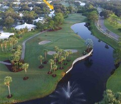 303 Wexford Terrace in Venice, FL - Building Photo