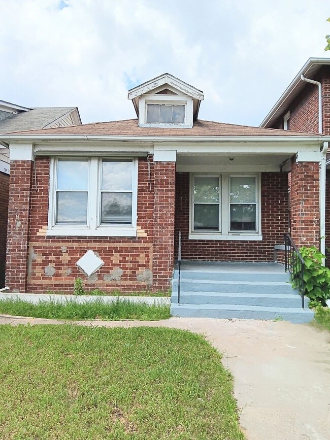 property at 4430 Broadway