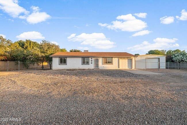 property at 17707 E Karsten Dr