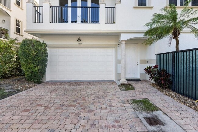1600 NE 9th St in Fort Lauderdale, FL - Building Photo - Building Photo