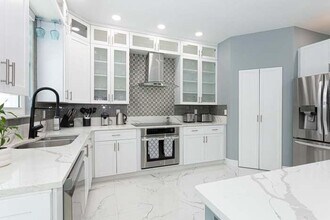 2738 Misty Oaks Cir in Royal Palm Beach, FL - Building Photo - Building Photo