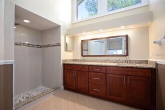5957 Groveline Dr in Orlando, FL - Building Photo - Building Photo