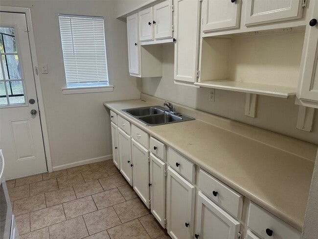 property at 9301 Chesterfield Dr