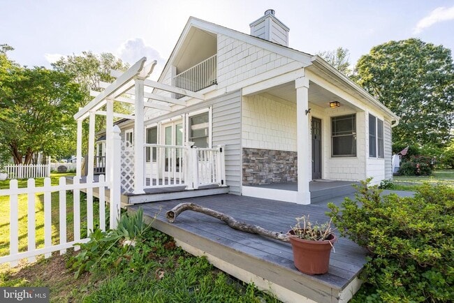 5562 Gloucester St in Deale, MD - Building Photo - Building Photo