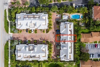 3770 County Line Rd in Tequesta, FL - Building Photo - Building Photo