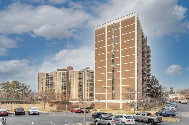 McLean House Condominiums