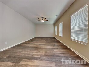 4316 Traipse Path in Ellenwood, GA - Foto de edificio - Building Photo