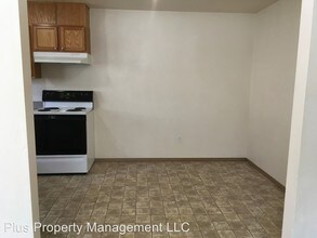 21022 Damascus Ln in Bend, OR - Building Photo - Building Photo