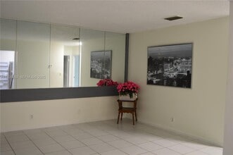 274 SW 9th St in Dania Beach, FL - Building Photo - Building Photo