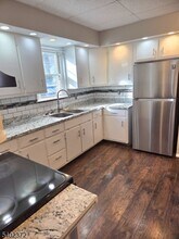 150 Center St in Roxbury Township, NJ - Building Photo - Building Photo