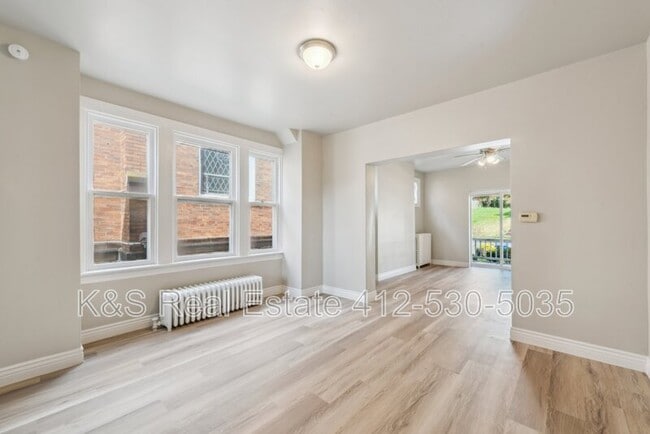 1520 Beechview Ave in Pittsburgh, PA - Building Photo - Building Photo