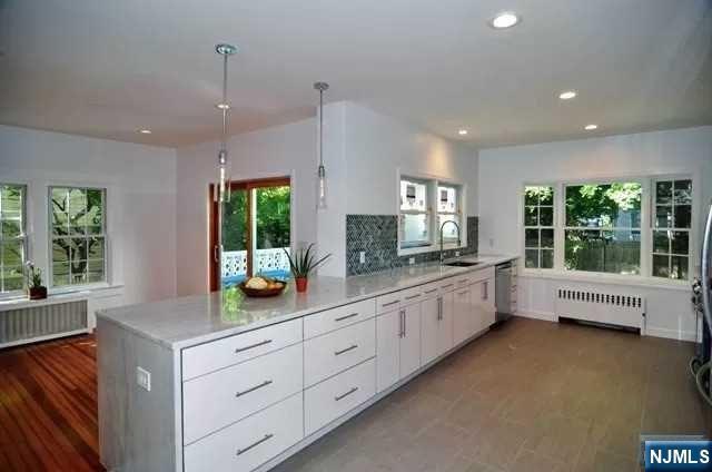 property at 29 N Lyle Ave