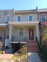 1541 N Carolina Ave NE, Unit B in Washington, DC - Building Photo