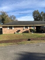 413 Mary St in Broussard, LA - Building Photo