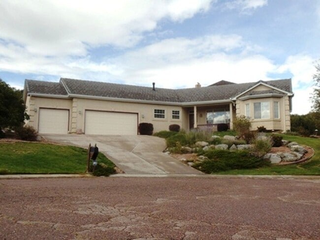 15295 Bovary Ct in Colorado Springs, CO - Building Photo - Building Photo