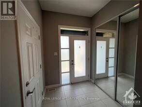 153 Bandelier Way in Ottawa, ON - Building Photo - Building Photo