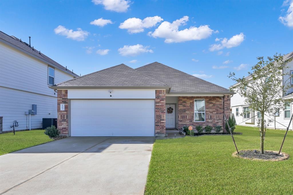 103 Pronghorn Dr in Huntsville, TX - Building Photo