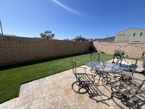 1926 Tangelo Way in Santa Paula, CA - Building Photo - Building Photo