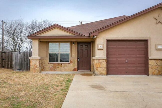 4409 Cambridge Dr in Killeen, TX - Building Photo - Building Photo
