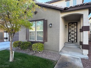 9501 Ironsend St in Las Vegas, NV - Building Photo - Building Photo