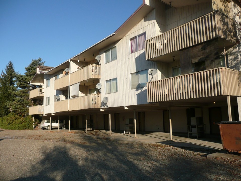 Applewood Condos in Oroville, WA - Foto de edificio