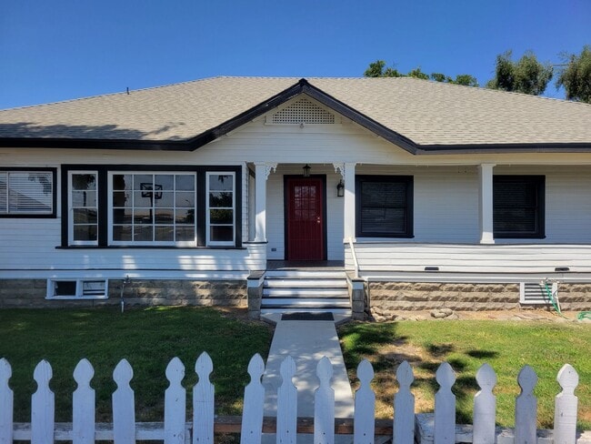 21145 Rd 68 in Tulare, CA - Building Photo - Building Photo