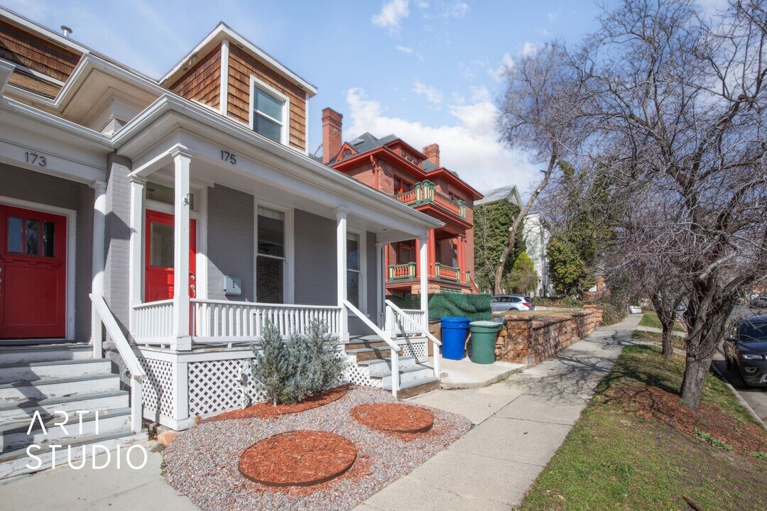 175 B St E in Salt Lake City, UT - Building Photo
