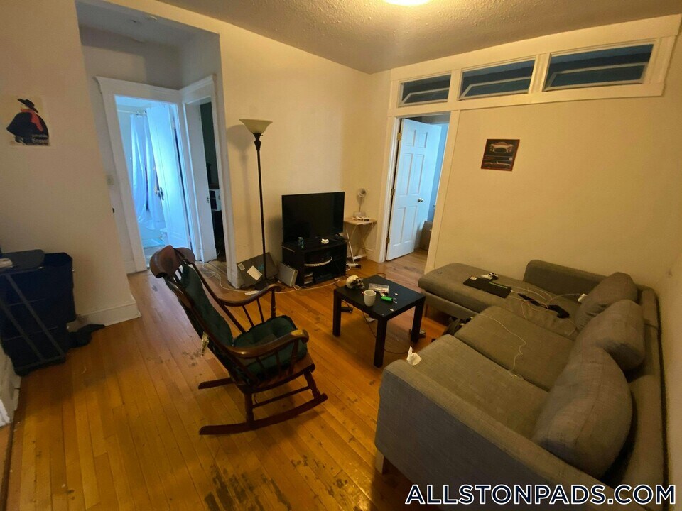 40 Chester St in Boston, MA - Foto de edificio