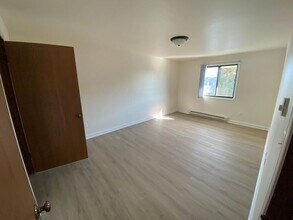 7911 60th Ave in Kenosha, WI - Building Photo - Building Photo