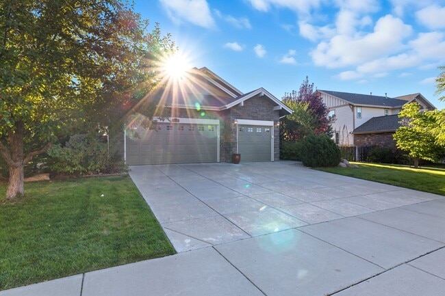 6335 S Millbrook Way in Aurora, CO - Building Photo - Building Photo