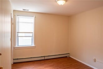 147 Hudson St-Unit -3 in Providence, RI - Foto de edificio - Building Photo