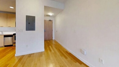 1090 Boylston St, Unit 101 in Boston, MA - Foto de edificio - Building Photo