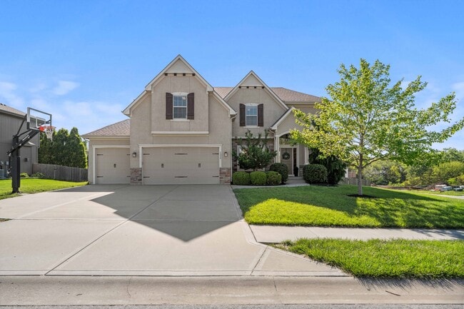 property at 1324 NE Country Ln
