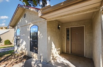 307 Out Yonder in Horseshoe Bay, TX - Building Photo - Building Photo