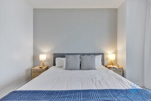 2602 E Hallandale Beach Blvd, Unit SI ID1227414P in Hallandale Beach, FL - Building Photo