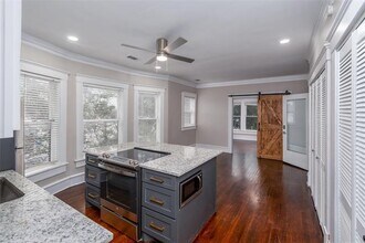 1000 N Carroll Ave in Dallas, TX - Building Photo - Building Photo