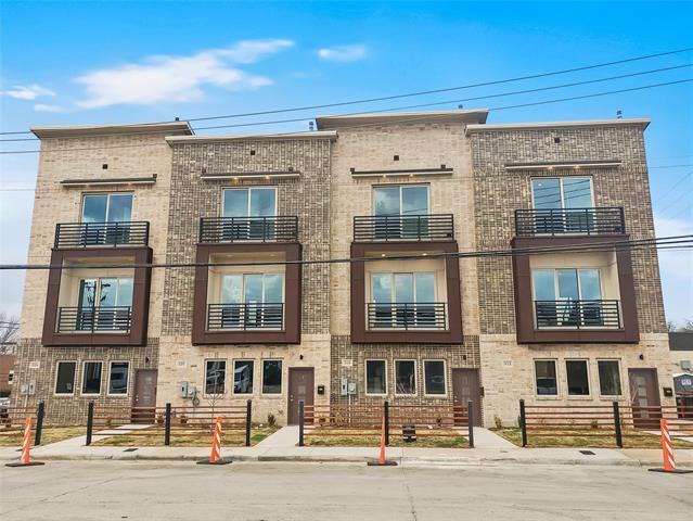 324 Feliks Gwozdz Pl in Fort Worth, TX - Building Photo