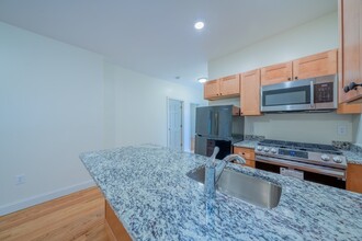 11 Foskett St in Somerville, MA - Building Photo - Building Photo