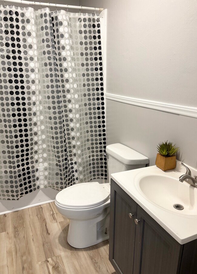 property at 226-226 N Birchwood Dr