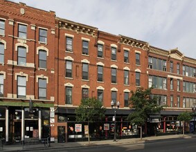 1542-1550 N Milwaukee Ave in Chicago, IL - Building Photo - Building Photo